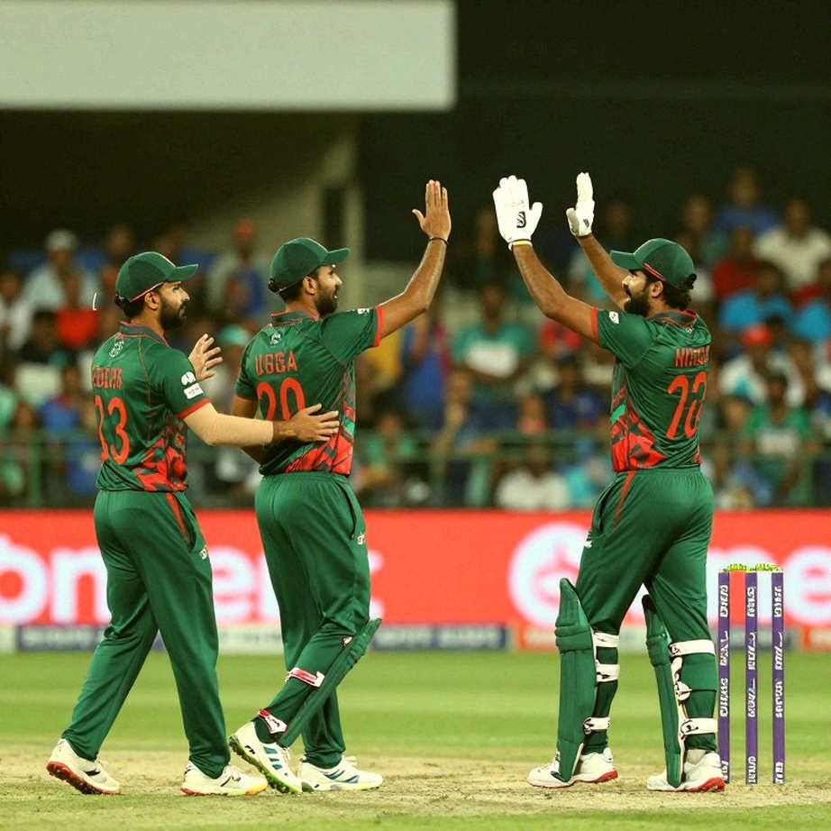 সকাল সোয়া আটটার সেই একটি ম্যাচ: ইংল্যান্ডের অস্ট্রেলিয়া সফরের সম্প্রচার অধিকারে আসল হিসাবটা কোথায়