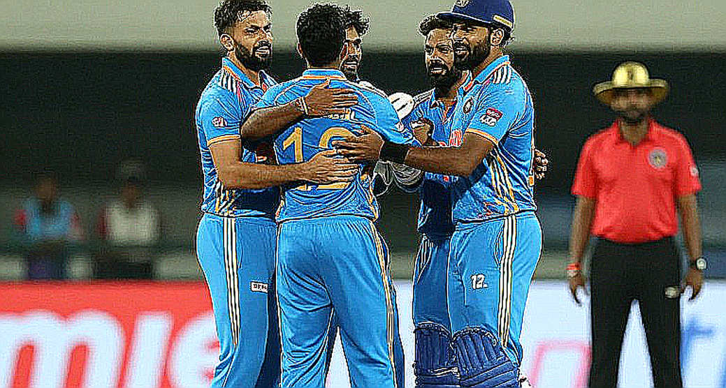 মিডল-ওভারের নীরবতা: বাংলাদেশের টি-টোয়েন্টি ব্যাটিং ফ্রেমওয়ার্কে ফুটবলের হাফ-স্পেস তত্ত্ব