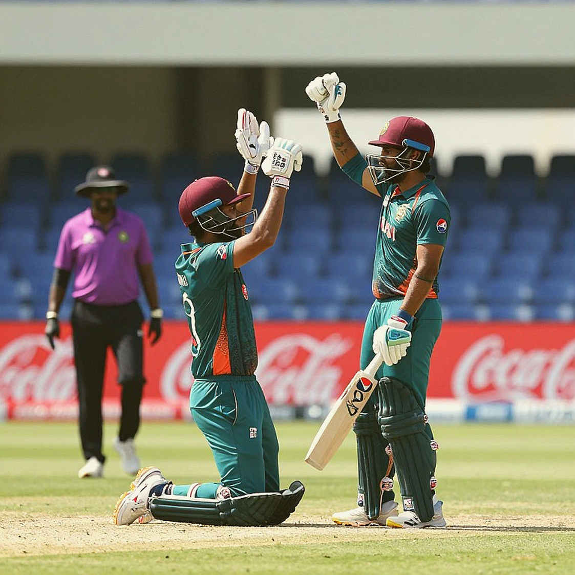 খালি গ্যালারির স্কোরলাইন: ফ্র্যাঞ্চাইজি ক্যালেন্ডার যেভাবে ক্রিকেটের ঝুঁকি খেলোয়াড়ের ঘাড়ে চাপাচ্ছে